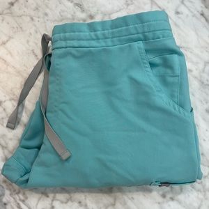 FIGS - “Fresh Aqua” Yola skinny scrub cargo pants - Size Small